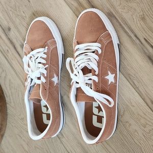Converse one star